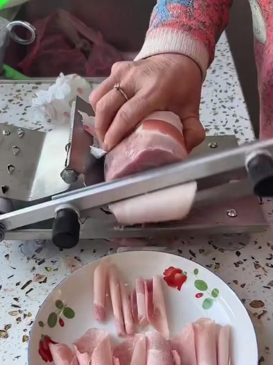 牛羊肉切卷机家用手动小型刨肉机肥牛冻肉薄片多功能切菜器切菜Y