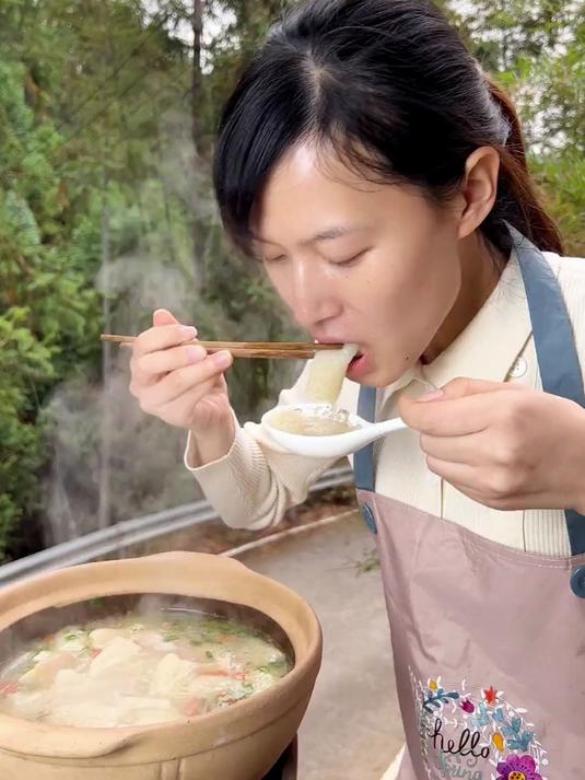 9.9 元 3 包!竹荪脆嫩无硫,炖鸡汤鲜到舔碗