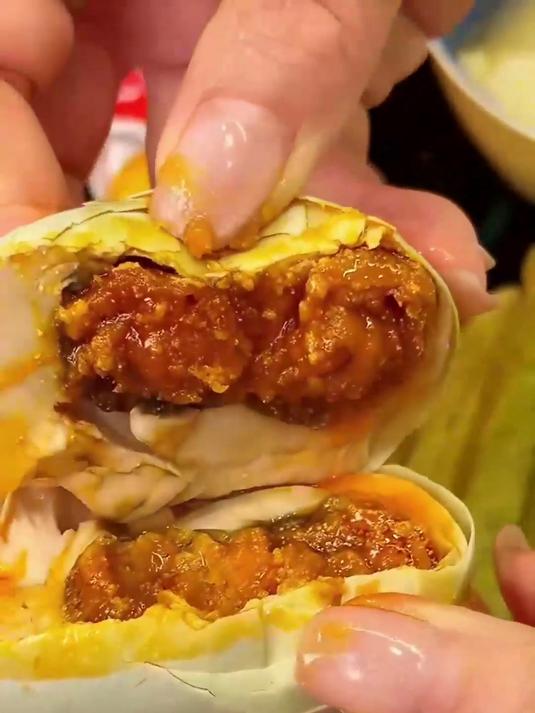 双黄烤海鸭蛋封神！双黄流油，沙软咸香～