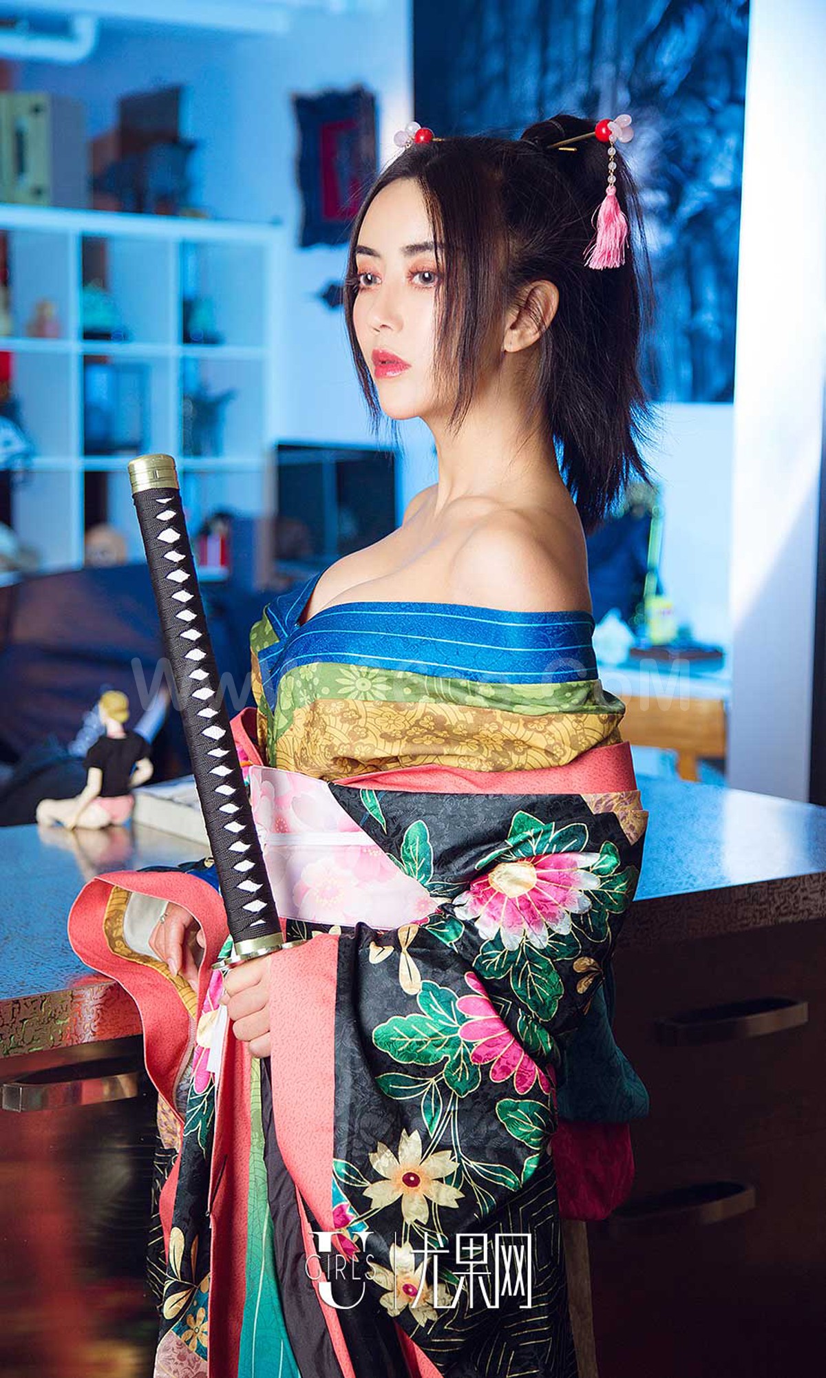 图片[21]-[Ugirls爱尤物] No.1321  Xuan Chen (萱宸) & Jin Zi Lin (金梓林) & 兔子-六色网