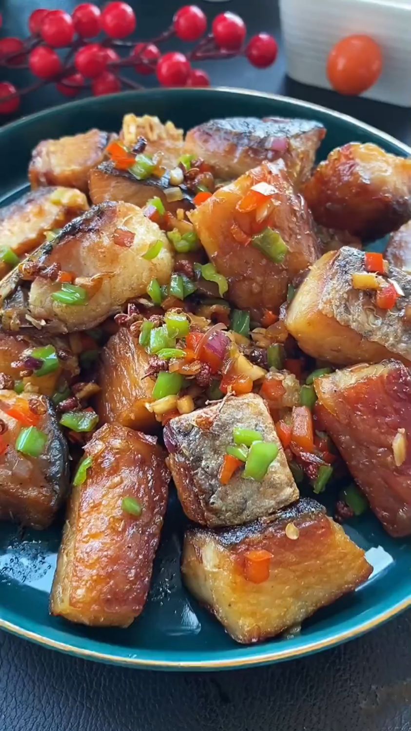 湖北特色菜阳干鱼块