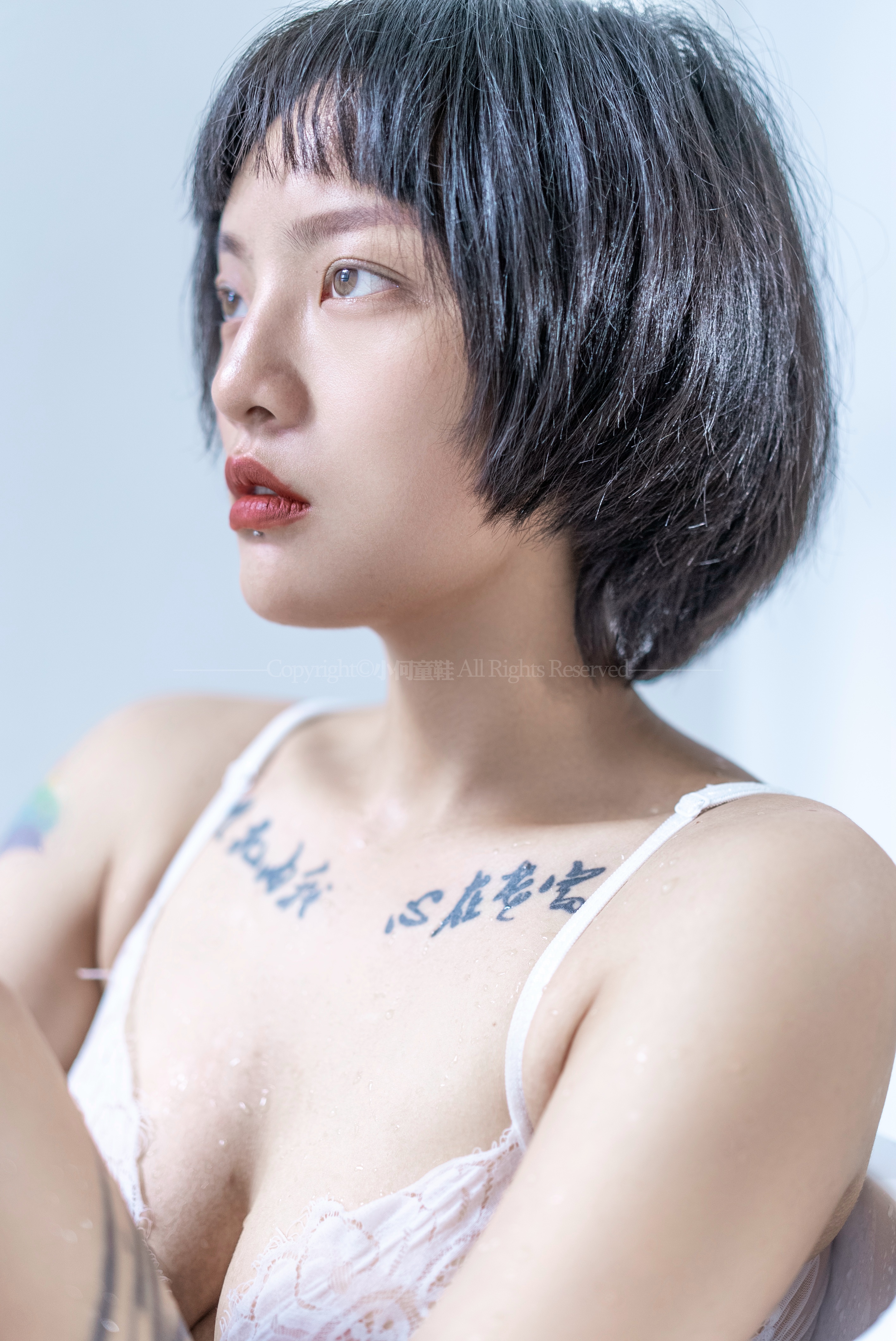 图片[10]-小何同学 – 015 [18P+1V121M]-六色网