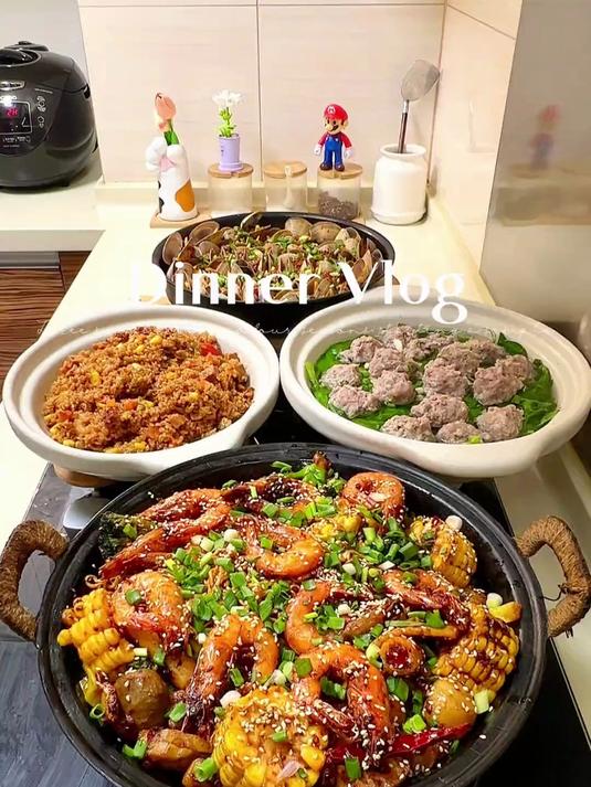 一颗番茄饭 -麻辣香锅 -蒜蓉黄舰子 -豌豆尖丸子汤