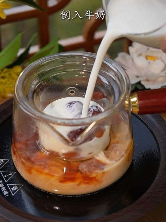 快把奶茶换成它,冬季养颜必备姜枣奶茶