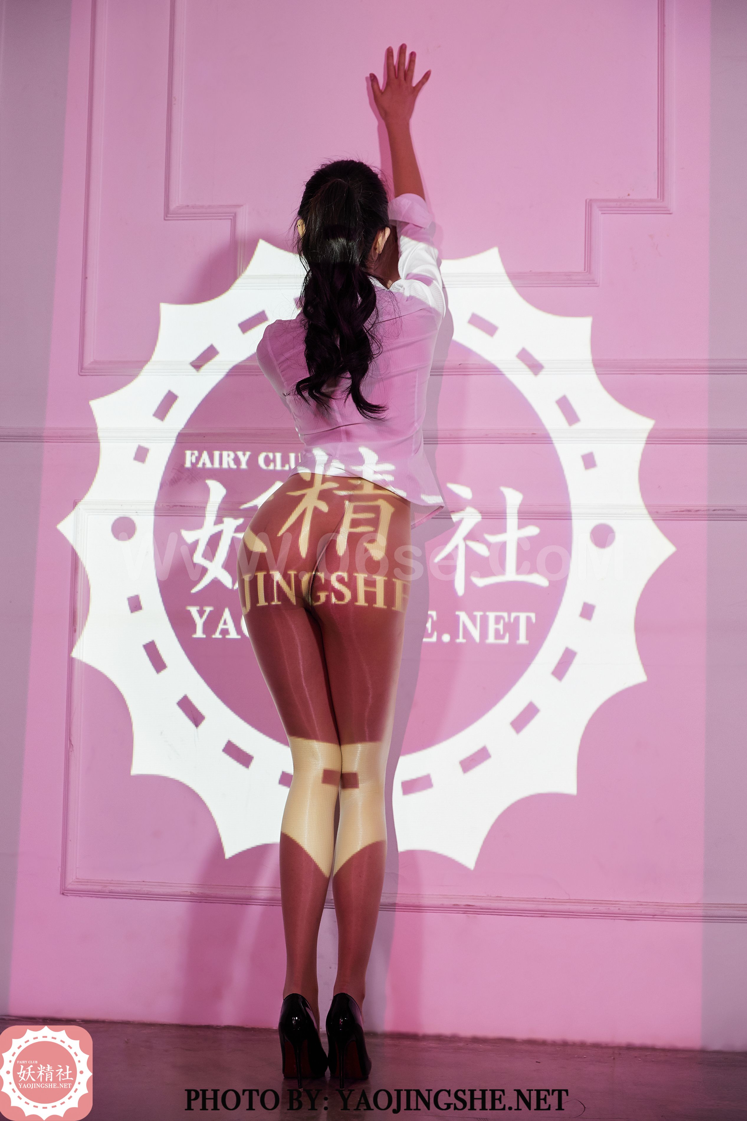 图片[14]-[YaoJingShe 妖精社] T2003《光影美丝》唐飞飞&苏伟&爱优蜜 [25P-191MB]-六色网