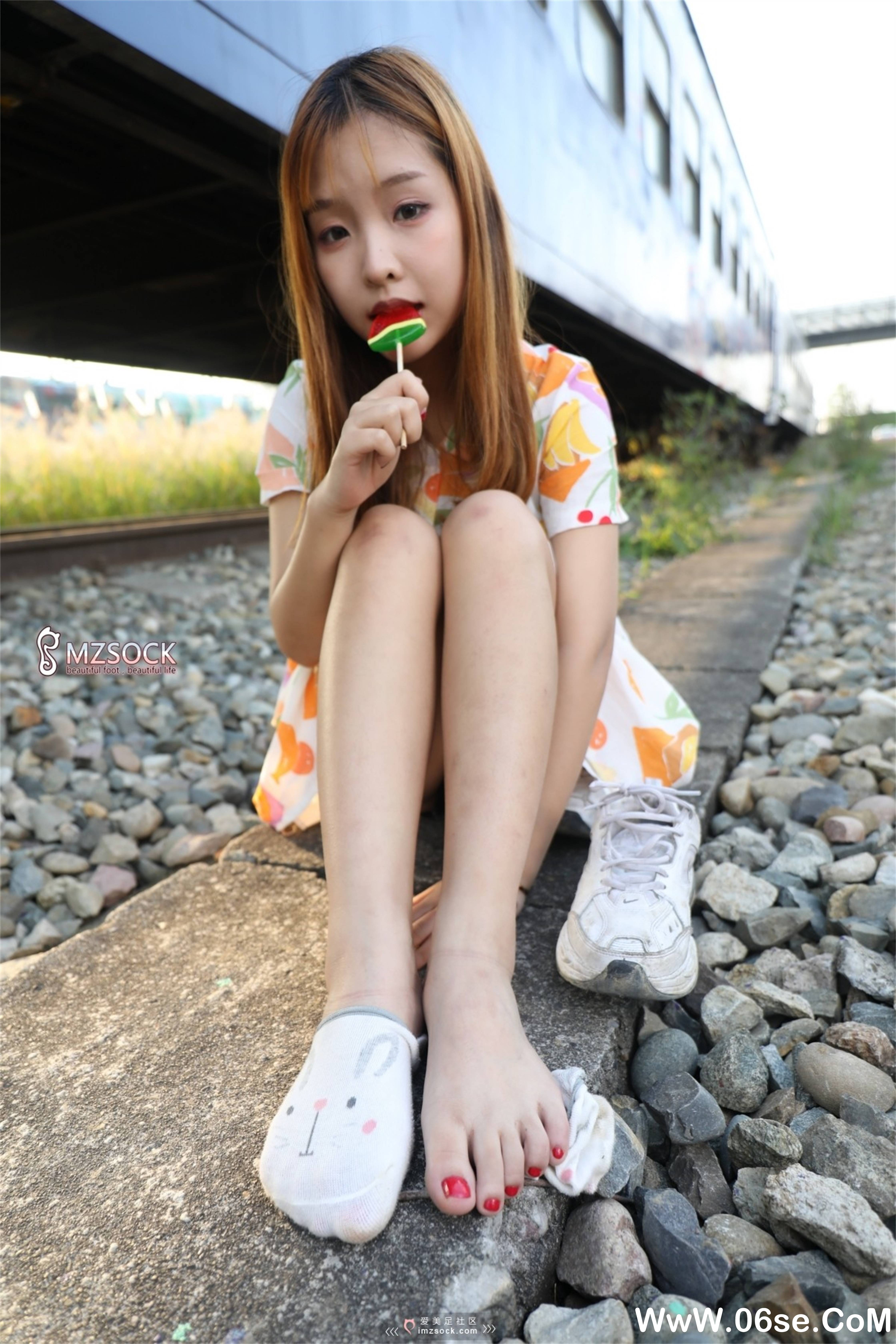 图片[36]-[MZSOCK]爱美足 NO.072 Ella![107P316M]-六色网