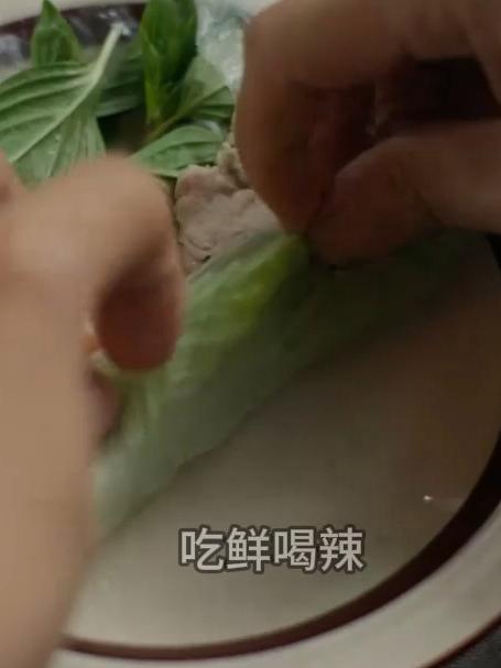 越南春卷清凉爽口,米粉做的饼皮配馅料清爽减脂,减肥人的最爱