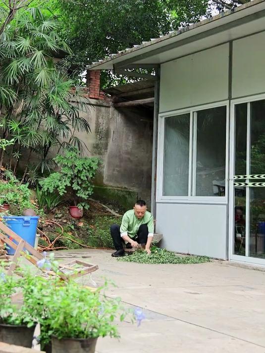给小姨妹安排今年的第一顿羊肉汤锅