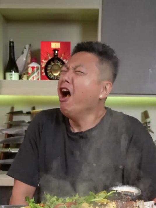 世界上最大的马鲛鱼,中华马鲛!做一道万州泡椒烤鱼尝尝看!