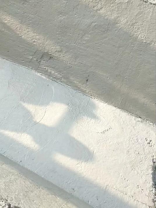排水沟成型机混凝土摊铺施工