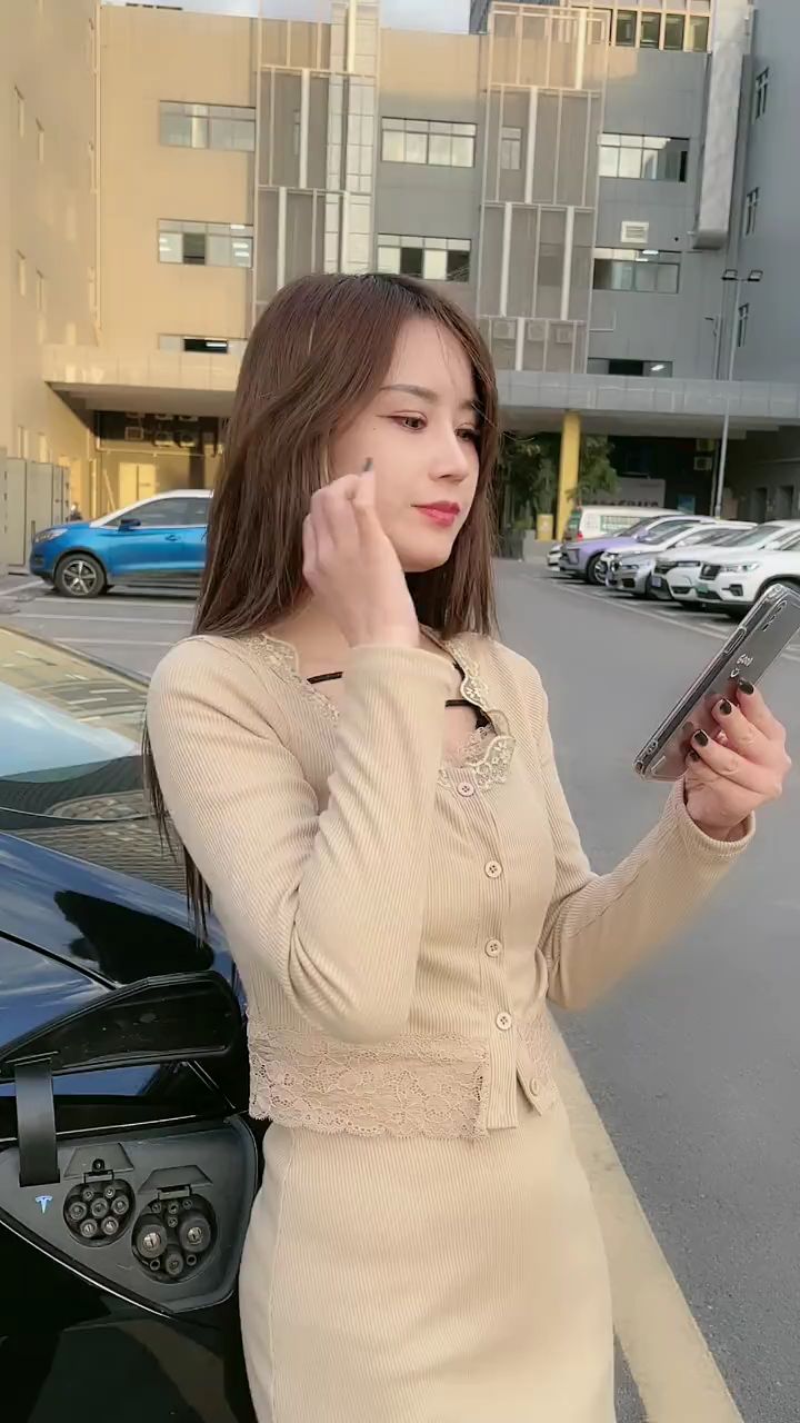 一定是她不会聊,发我的照片怎么会被拉黑呢