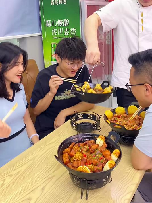 小地锅生意到底赚钱吗?学会这几个技巧,让你日赚千元!