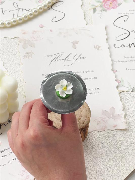 韩式裱花-配花五瓣花制作