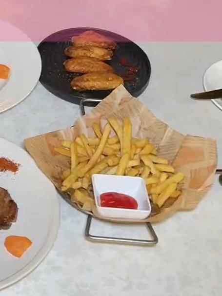 南山大新天空花园餐厅浪漫的烛光晚餐啦！