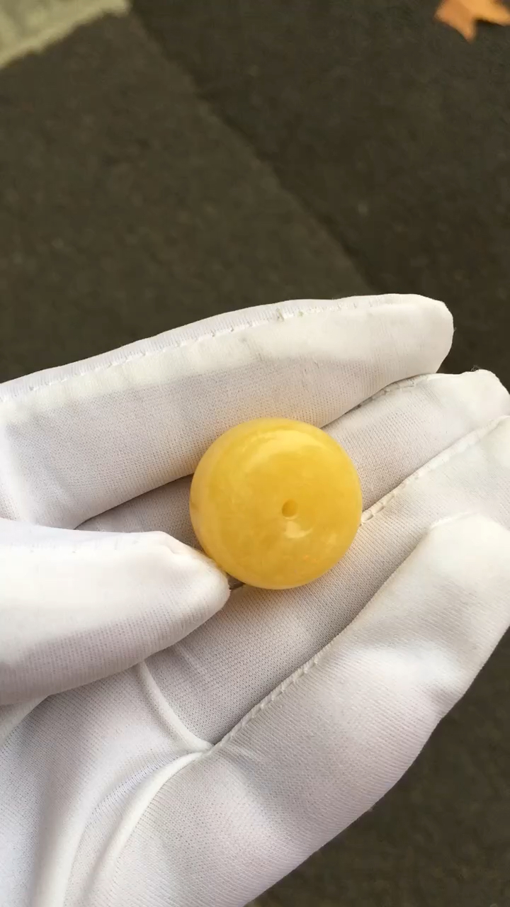 俄料鸡油红蜜蜡,面包圈,22*13.8配刚刚的大金刚菩提,可好?