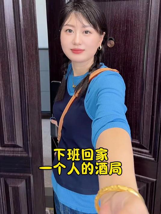 9斤大墨鱼这样烤着吃才过瘾 今天海鲜烧烤加冰啤酒#优质视频激励计划#