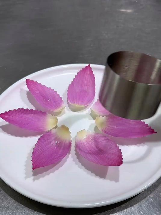 凉菜摆盘装饰技巧