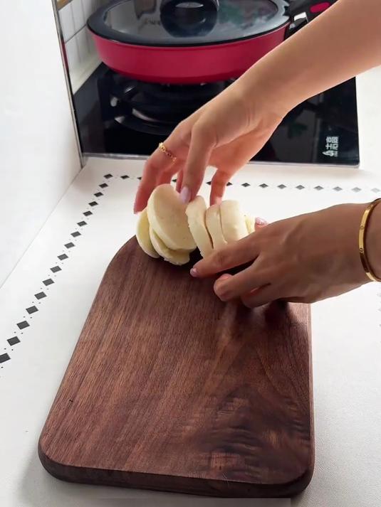 掉秤神器首选,蒜香馒头片必试