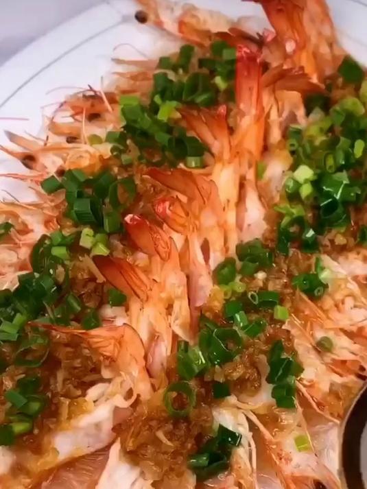 给他做一份这样的蒜蓉虾 他再也不出去喝酒了