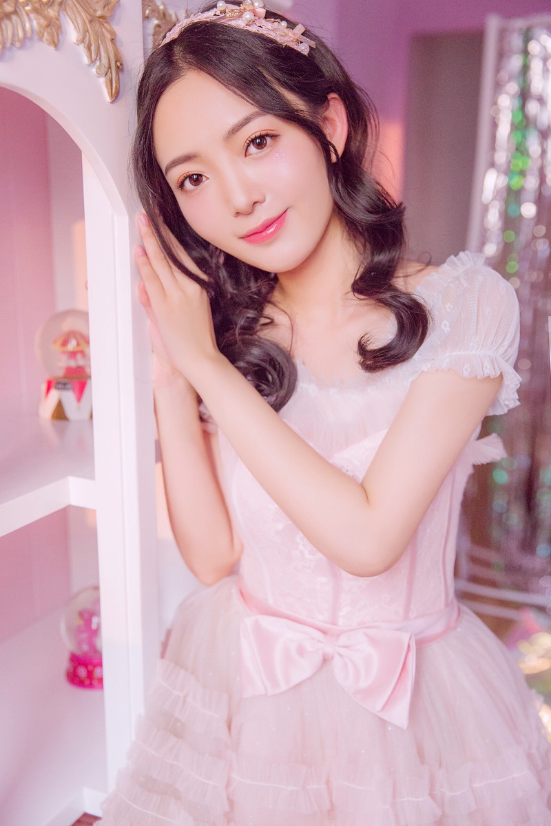 图片[4]-Sweet girl-六色网