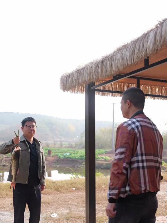 湖南名菜水煮活鱼