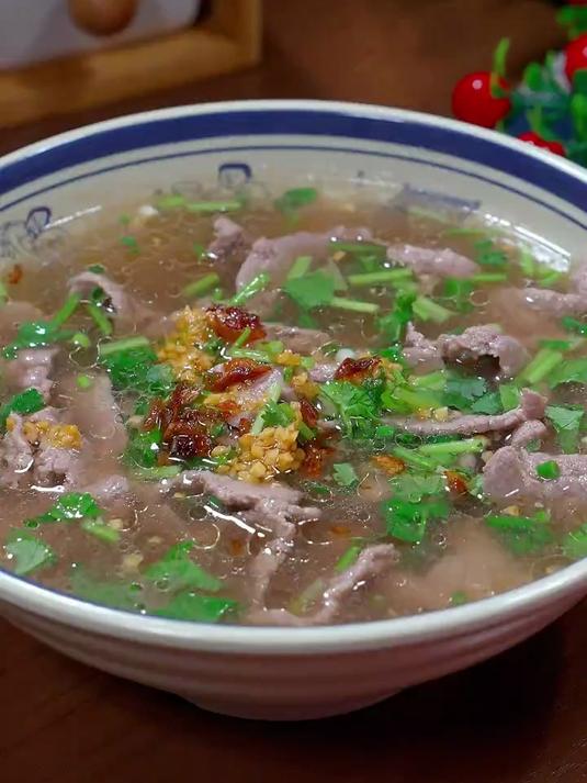 潮汕有名的牛肉汤味道鲜美营养丰富