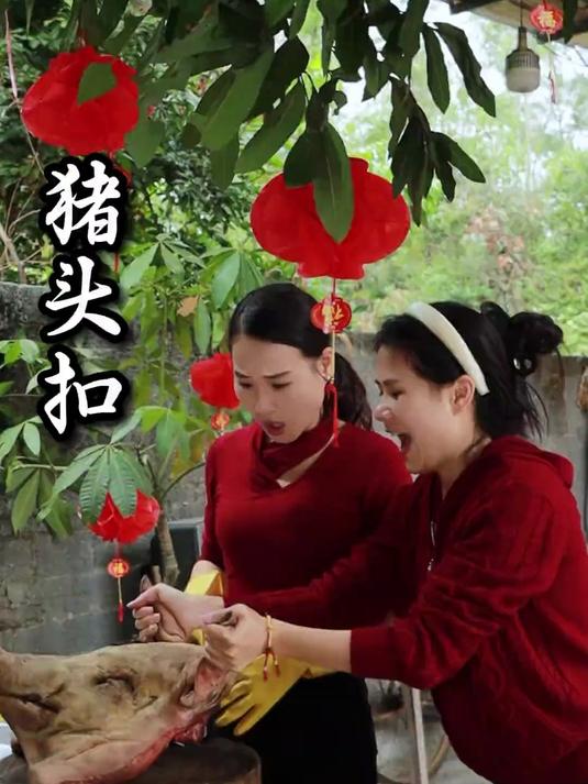 今天去虾塘捉了五十多斤虾,被美美拿一半回去了!