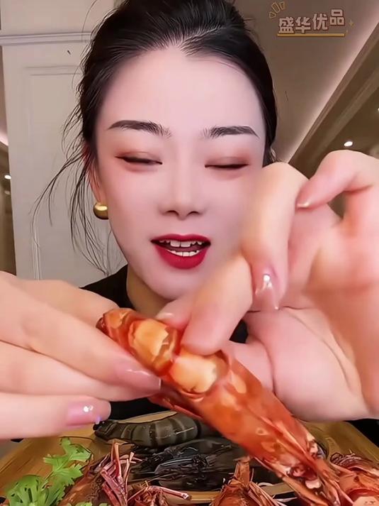 海捕现捞黑虎虾爆汁预警!肉质似牛排,辣炒香到邻居问～