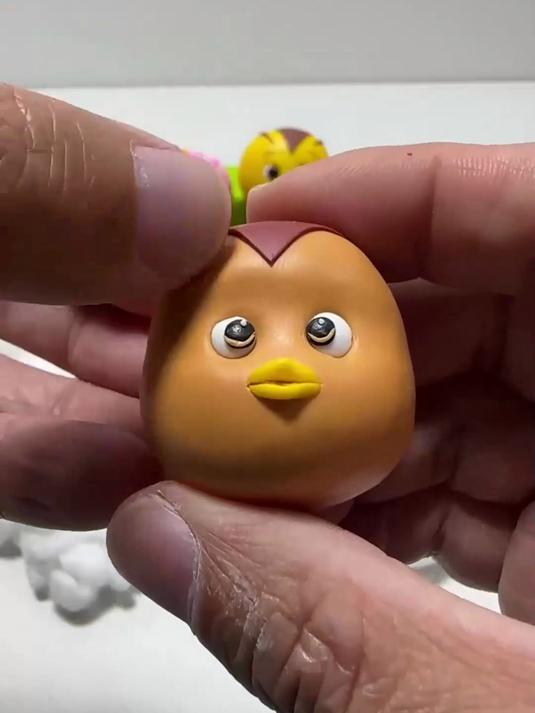 手工制作生动可爱的小鸡