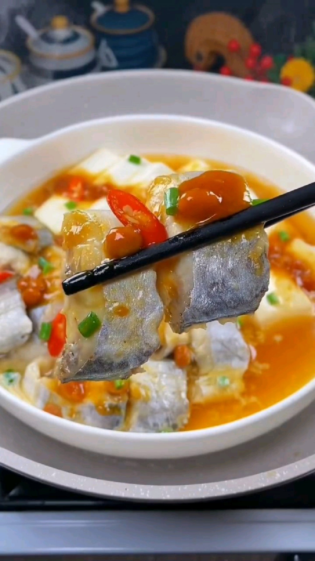 鲜香味美的酱汁带鱼