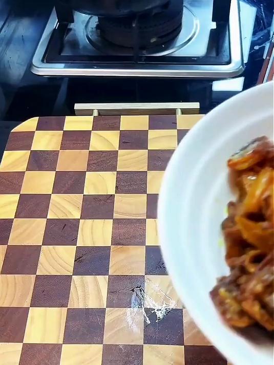 天农 纯种清远鸡整鸡肉 2斤 山林散养清远土鸡走地鸡 冷冻 供港品质