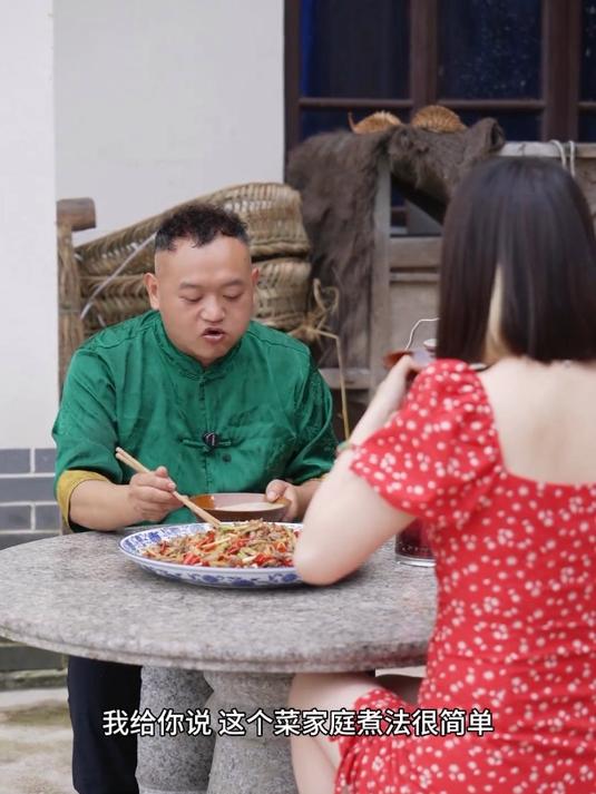 今天做一道非常下饭的菜 泡椒鸡杂,麻辣鲜香,做法简单!