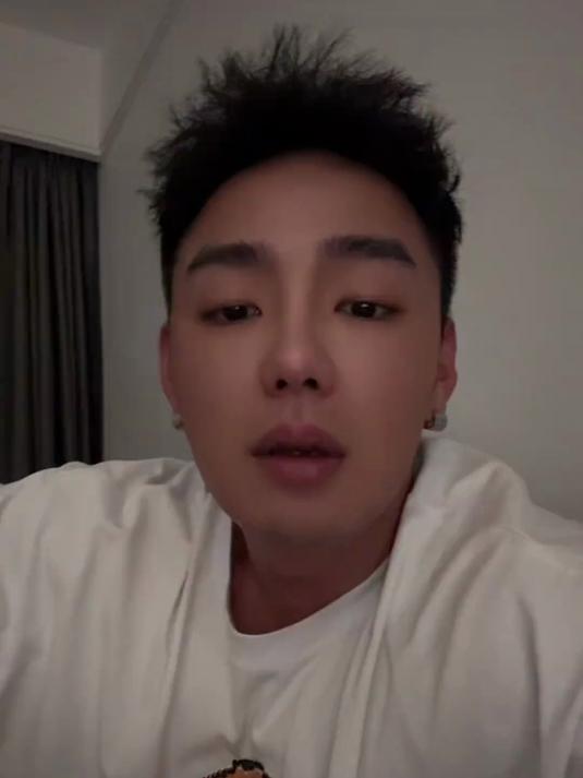 等我赢了大冰箱，给粉丝抽了！肌肉男