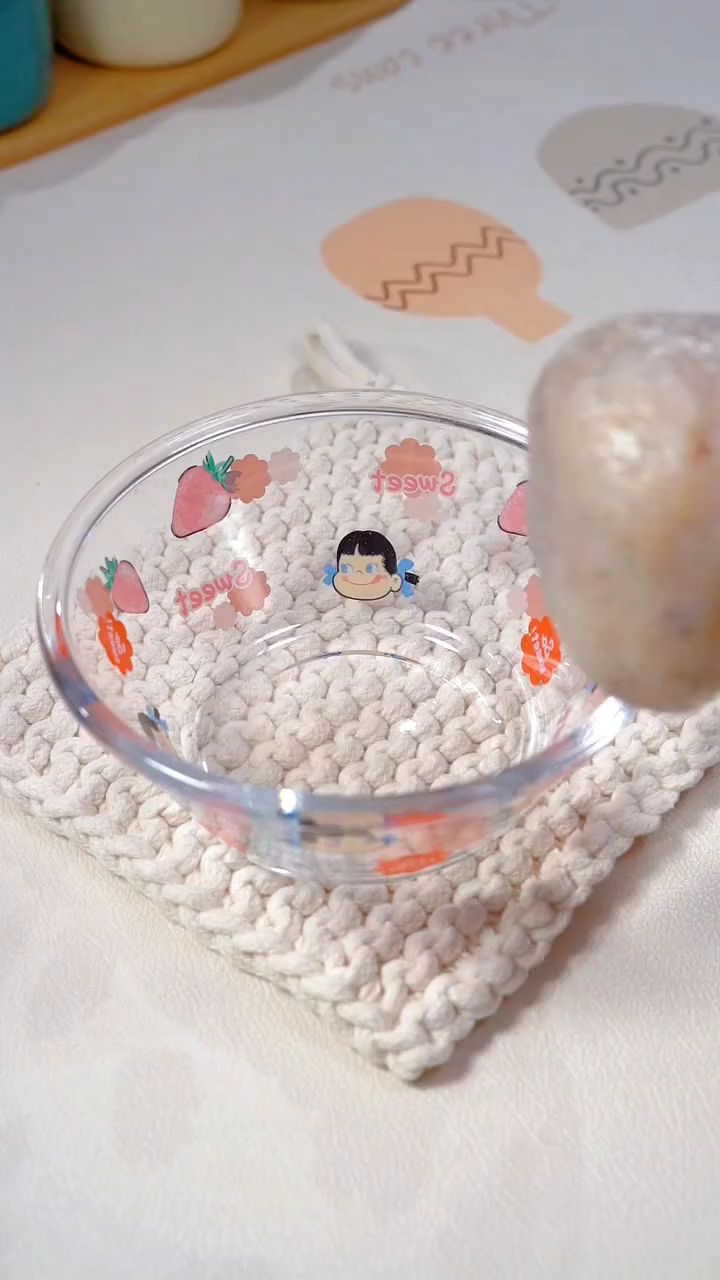 大虾做成虾球饼你的孩子可能会更喜欢