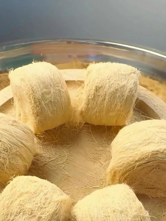 这源于古老工艺的美味甜品龙须酥，我真的要安利给所有人