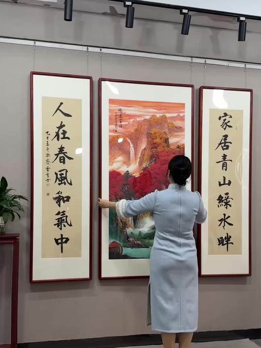 中堂挂一套鸿运当头三联画特别好