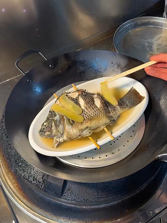 清蒸罗非鱼的方法