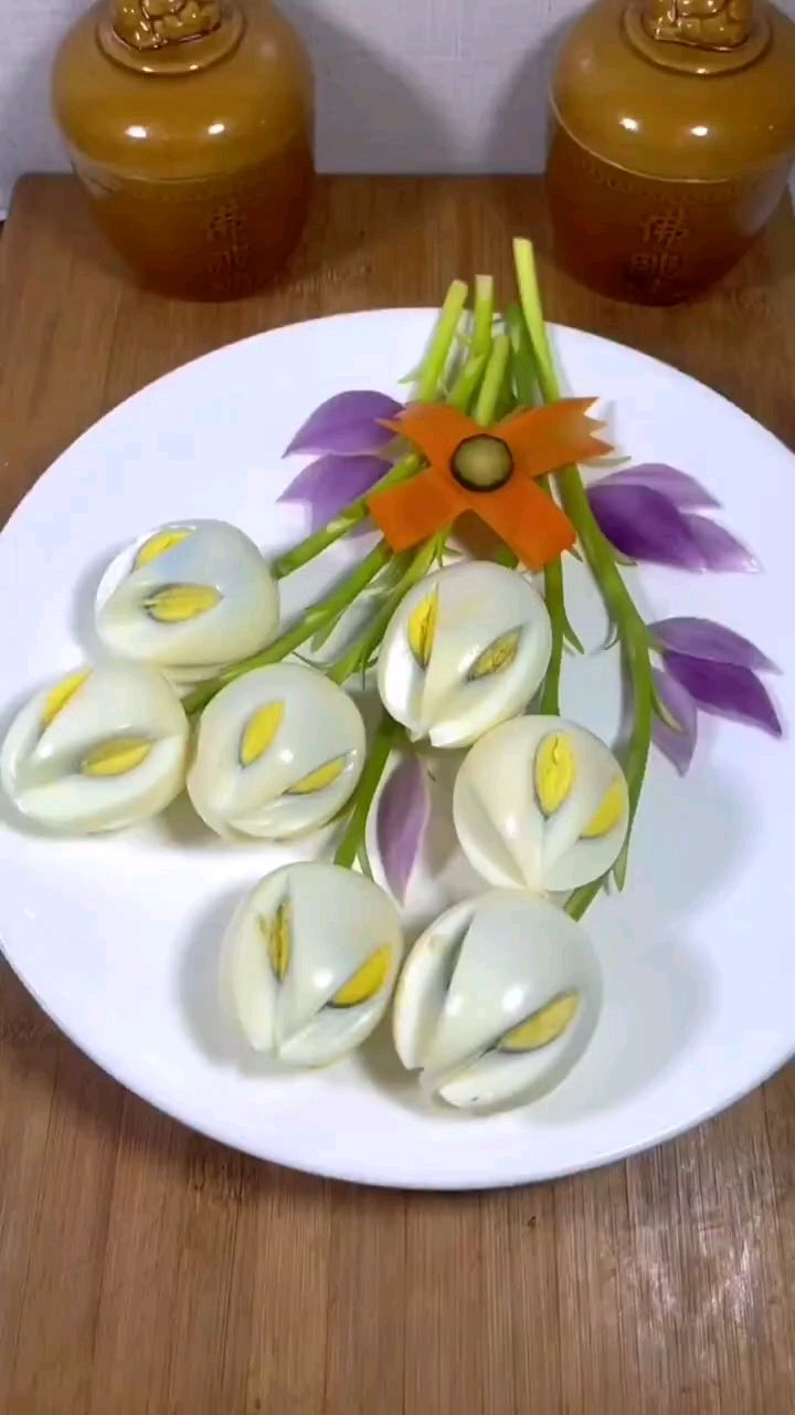 鸡蛋摆盘。吃出仪式感。试试我这样做简单又好看,赶紧给你心目中的那个她做一份吧
