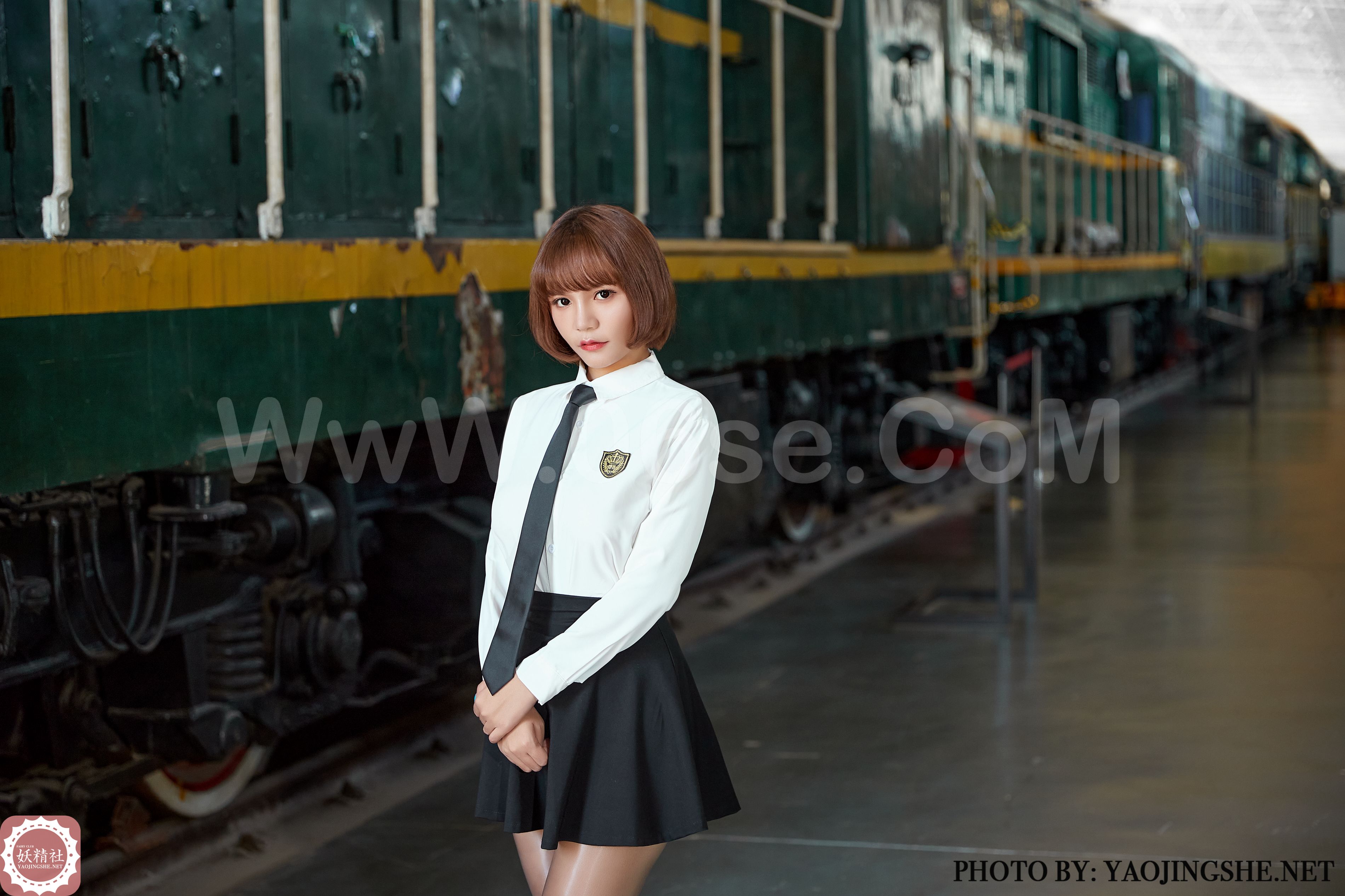 [YaoJingShe 妖精社] 2020.12.30 T2048《可爱JK》唐飞飞 [70P-483M]-六色网-六色网