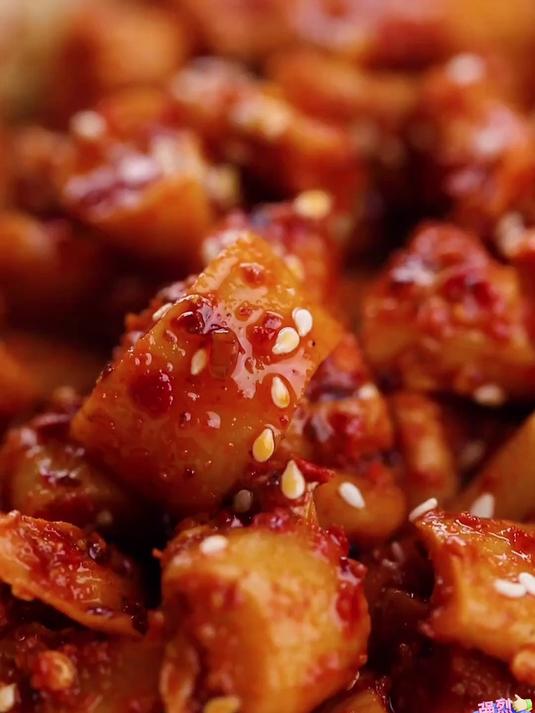 可以三天不吃肉但不能一分钟不吃萝卜干只因味道麻辣香脆爽口开胃