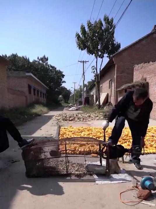 这种机器炸出来的爆米花和电影院买来的比起来,哪个味道更好些?