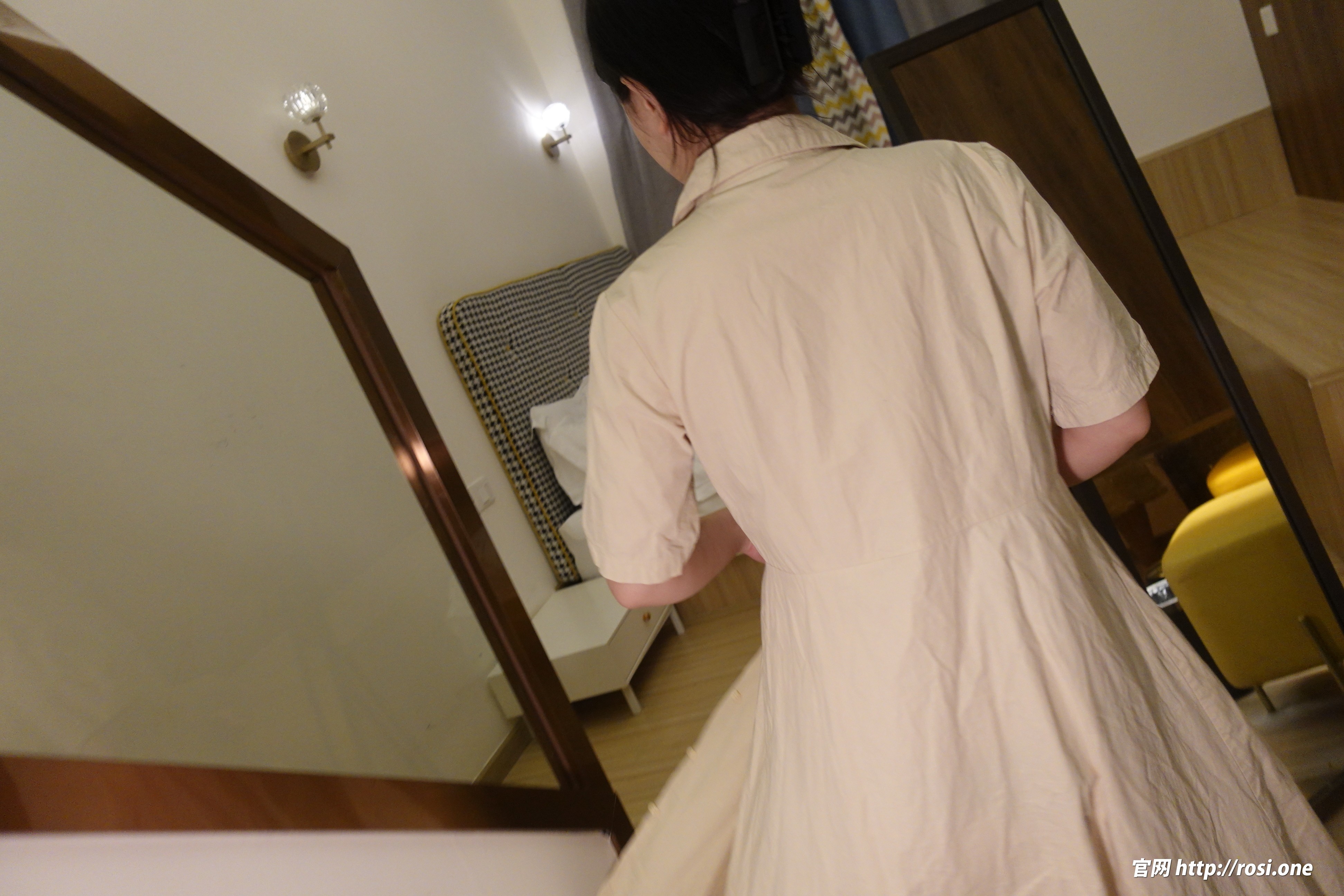 图片[2]-[ROSI写真]2021.12.30 NO.3678[139+1P／172MB]-六色网