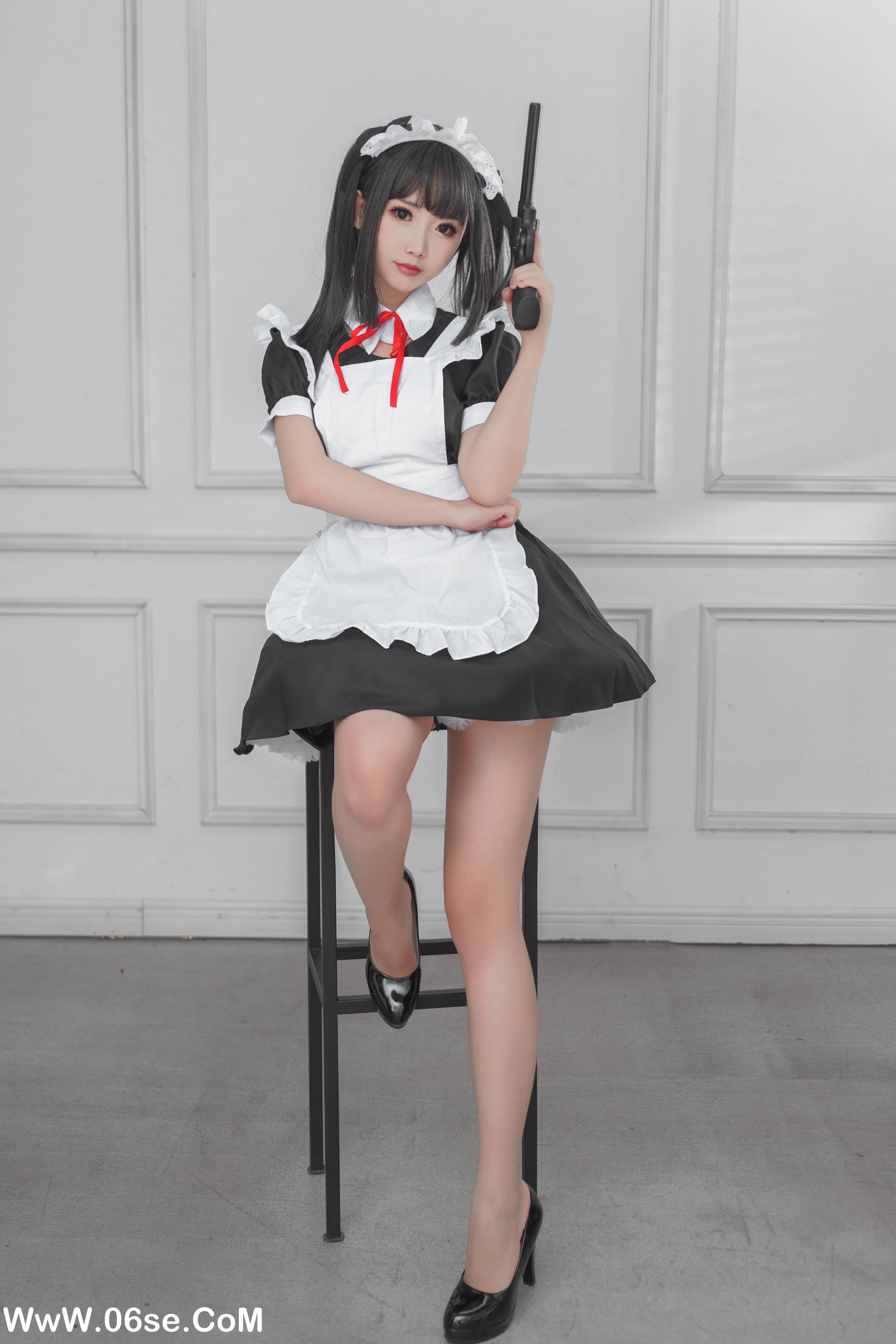 图片[4]-Coser面饼仙儿 NO.037 – 左轮女仆[15P124M]-六色网