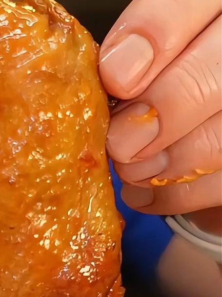 让我看看夜宵积极分子在哪里