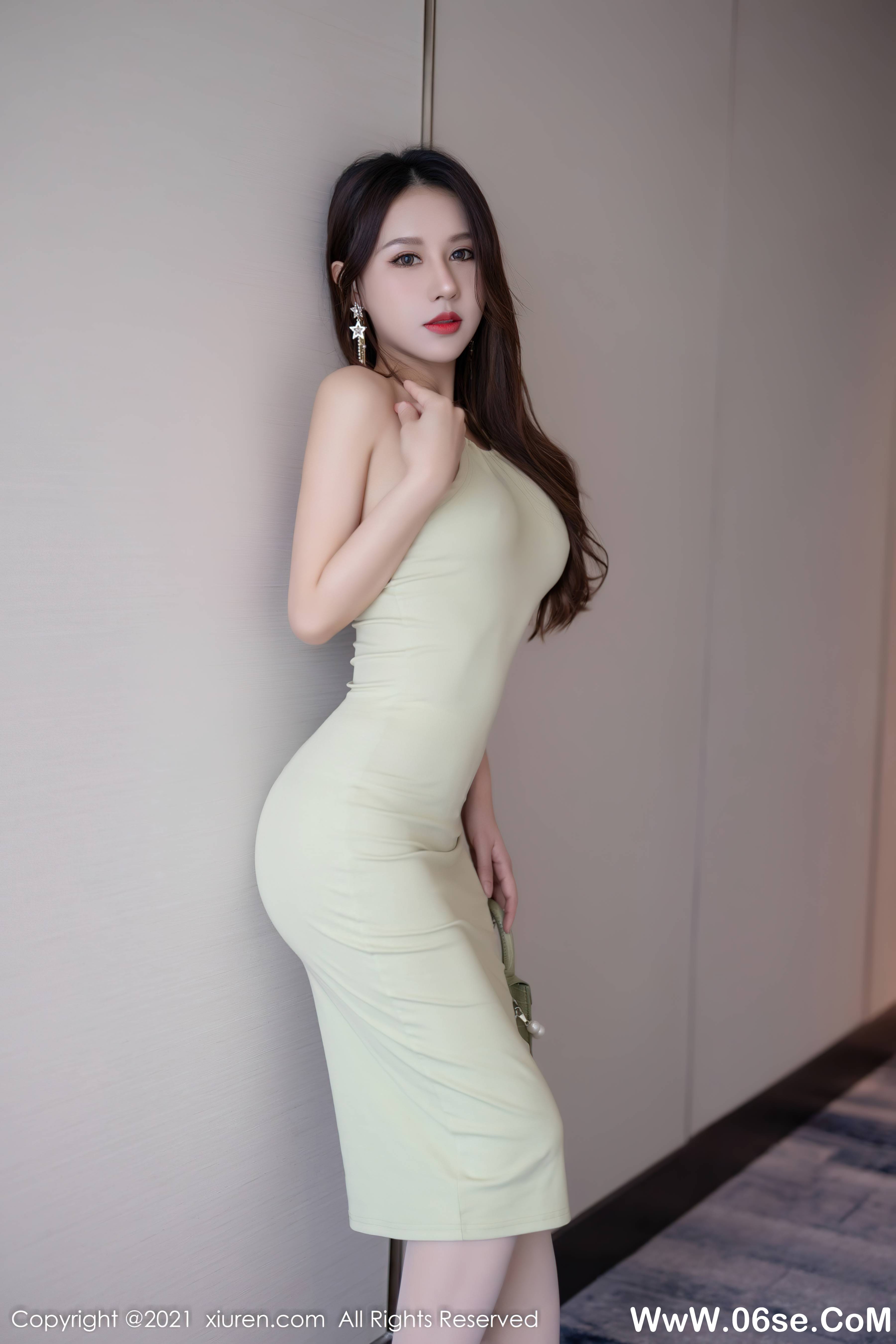 图片[2]-[XIUREN秀人网] 2021.12.28 NO.4391 徐安安[63+1P503M]-六色网