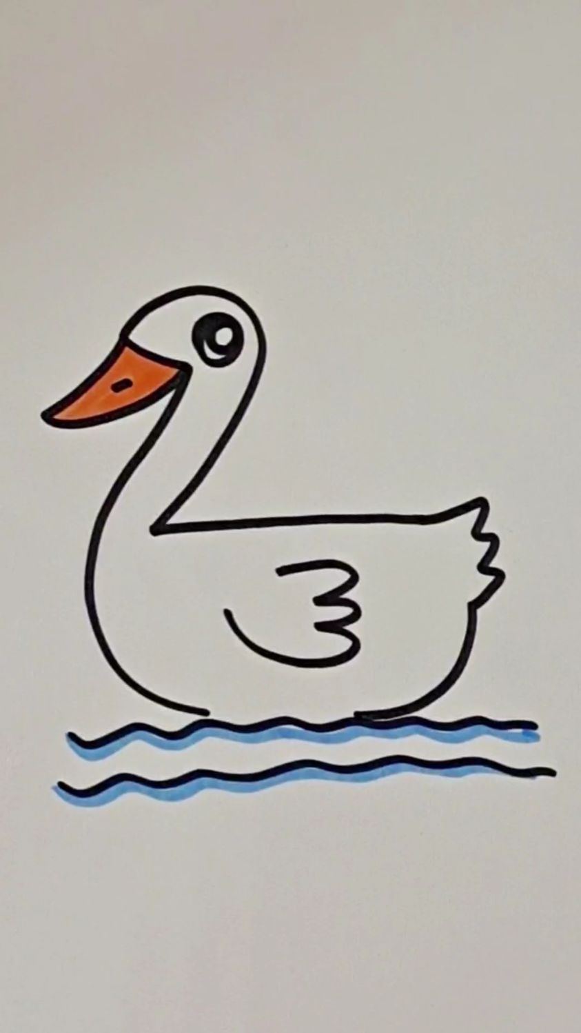 画只在水里面游的鸭子,超级简单,三岁小孩都可以画,赶紧来跟我一起画吧!