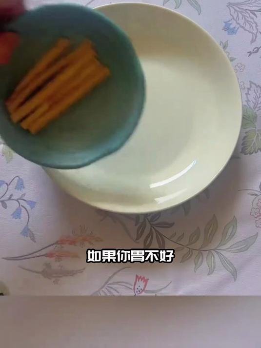 暖心暖胃玉竹沙参，煲鸡鲜醇不腻口