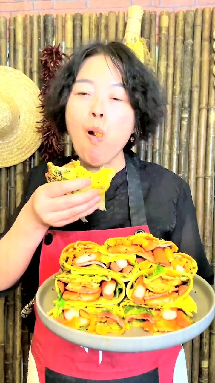 杂粮煎饼 就这样做 美味的很 吃了一个想下一个 农村美食