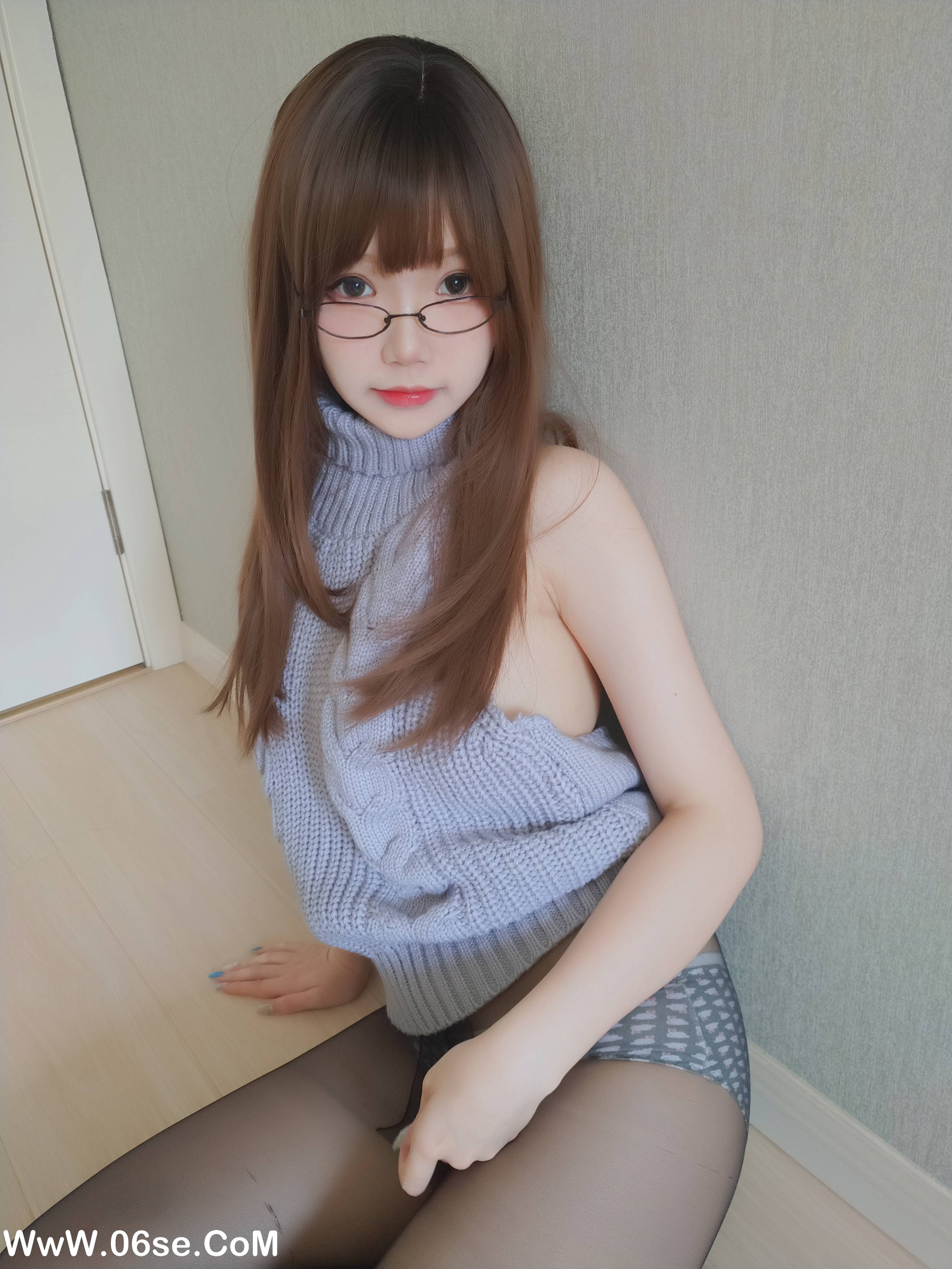 图片[20]-雪晴 – NO.027 黑丝漏背毛衣[156P+38V2.23G]-六色网