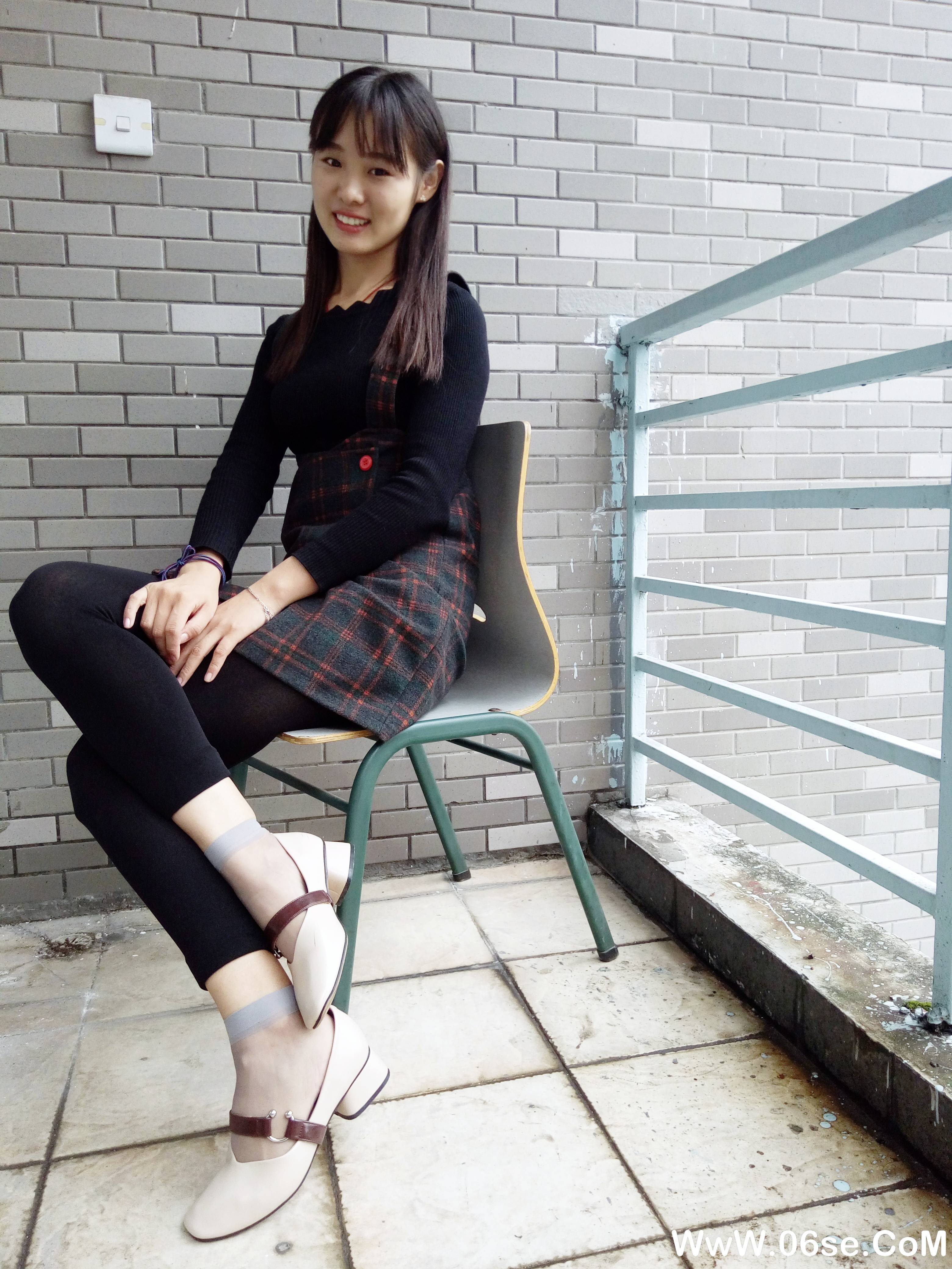 图片[82]-学妹校园寝室短丝系列001期 王丽君[85P284M]-六色网